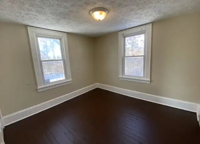 Property at 413 Stanton Ave, Akron, OH, 44301, 3 beds, 1 bath, [object Object]