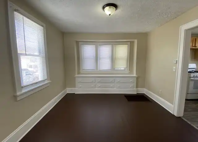 Property at 413 Stanton Ave, Akron, OH, 44301, 3 beds, 1 bath, [object Object]