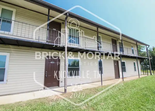 Property at 1009 Clendenen Rd, Maryville, TN, 37801, 2 beds, 1 bath, [object Object]