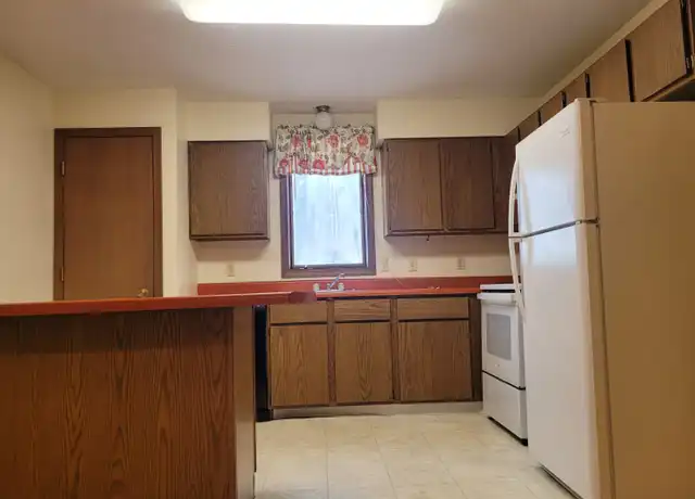Property at 2636 Saint Patrick Ave, Grand Island, NE, 68803, 1 bed, 1 bath, [object Object]