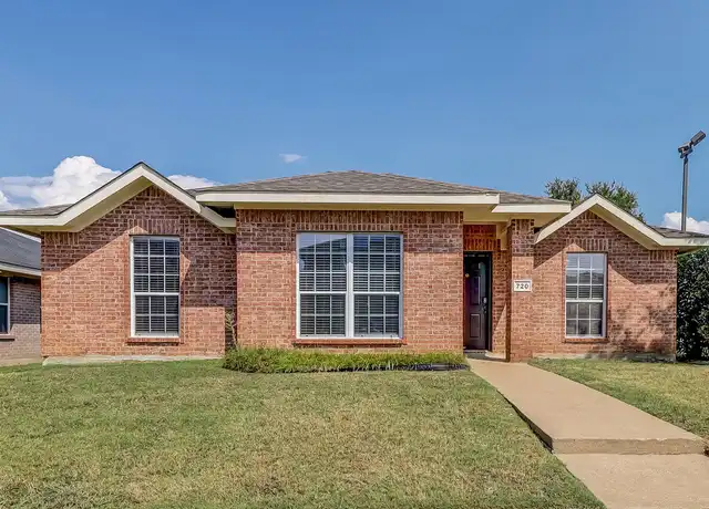 Property at 720 Duke Dr, Desoto, TX, 75115, 3 beds, 2 baths, [object Object]