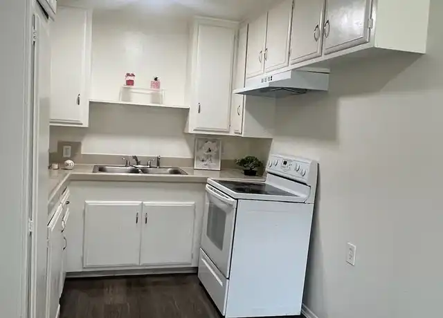 Property at 508 S Victoria Ave Unit 03, Corona, CA, 92879, 1 bed, 1 bath, [object Object]