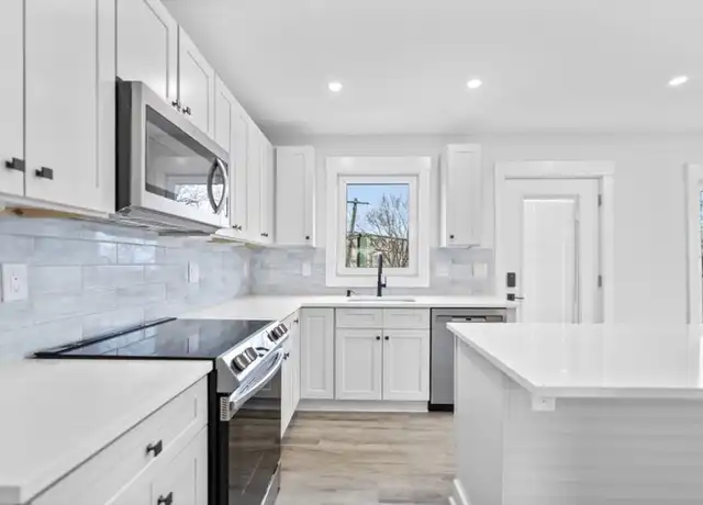 Property at 6 Garfield Ave Unit 3, Revere, MA, 02151, 2 beds, 1 bath, [object Object]
