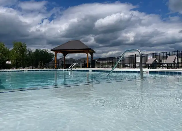 Property at 300 Bellbrook Ln Unit 8, Winchester, KY, 40391, 2 beds, 2 baths, [object Object]