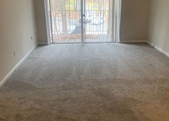 Property at 400 Orchard Trace Ln #5, Charlotte, NC, 28213, 1 bed, 1 bath, [object Object]