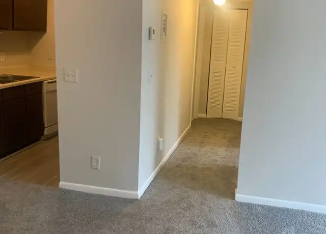 Property at 400 Orchard Trace Ln #5, Charlotte, NC, 28213, 1 bed, 1 bath, [object Object]