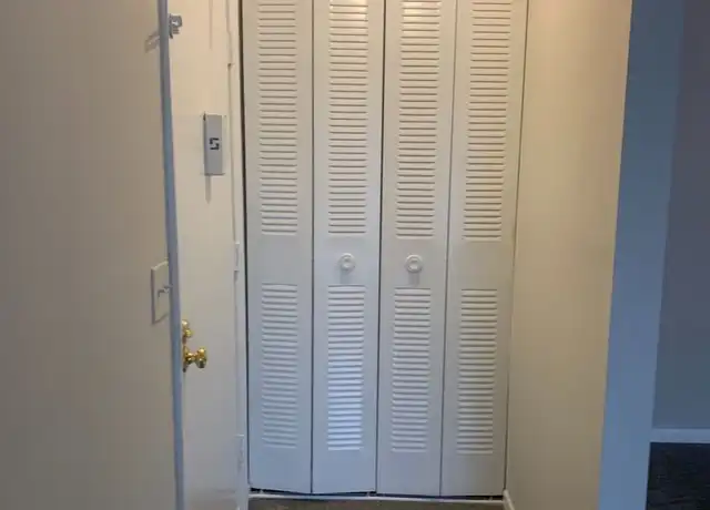 Property at 400 Orchard Trace Ln #5, Charlotte, NC, 28213, 1 bed, 1 bath, [object Object]