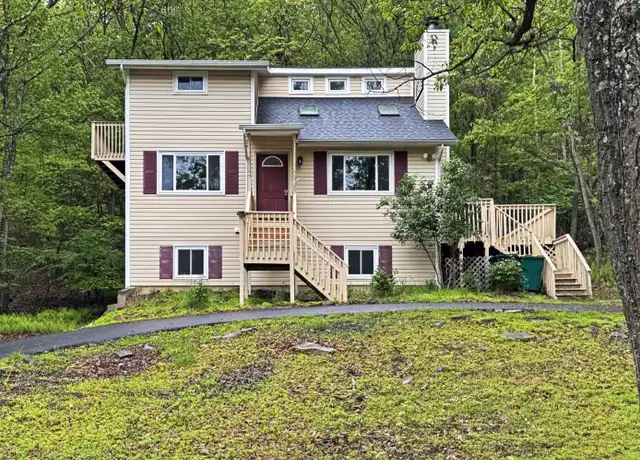 Property at 854 Lower Mountain Dr, Effort, PA, 18330, 2 beds, 2 baths, [object Object]