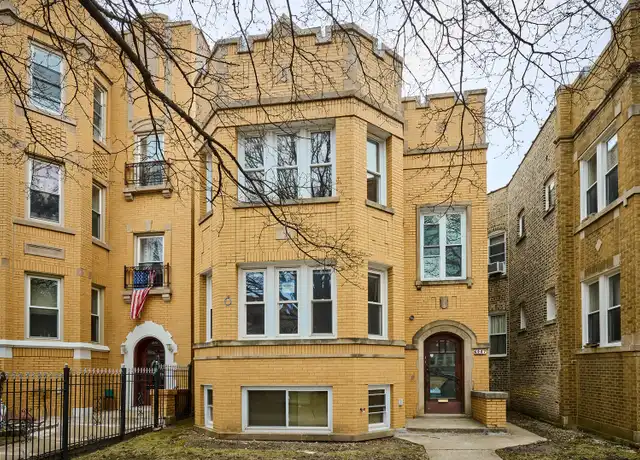 Property at 6237 N Fairfield Ave Unit 2, Chicago, IL, 60659, 3 beds, 1.5 baths, [object Object]