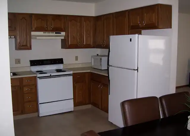 Property at 1108 Clement St Unit 2, Watertown, WI, 53094, 2 beds, 1 bath, [object Object]