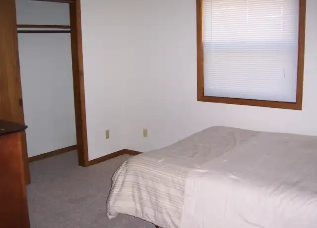 Property at 1108 Clement St Unit 2, Watertown, WI, 53094, 2 beds, 1 bath, [object Object]