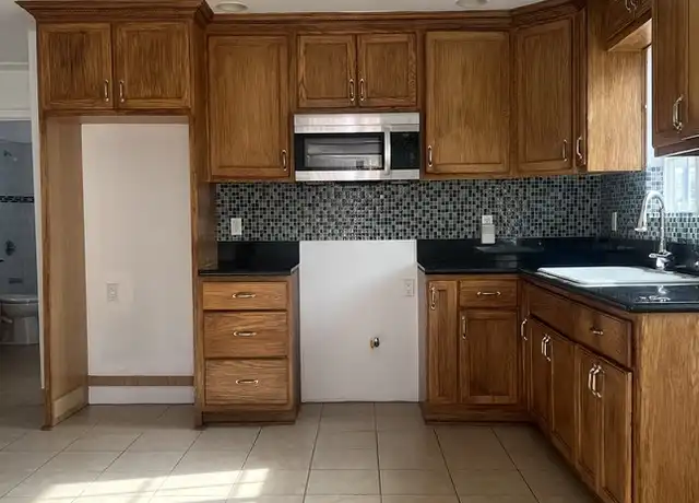Property at 9807 San Antonio Ave Unit A, South Gate, CA, 90280, 1 bed, 1 bath, [object Object]