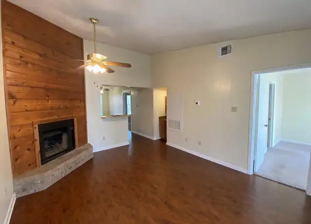 Property at 1900 Woodsman Dr Unit C, College Station, TX, 77840, 2 beds, 1.5 baths, [object Object]