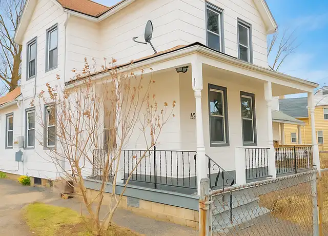 Property at 1404 E 47th St Unit B, Cleveland, OH, 44103, 1 bed, 1 bath, [object Object]