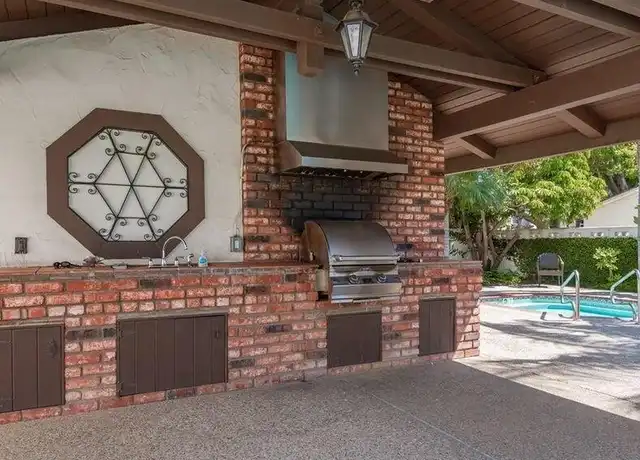 Property at 123 Bath St, Santa Barbara, CA, 93101, 1 bed, 1 bath, [object Object]