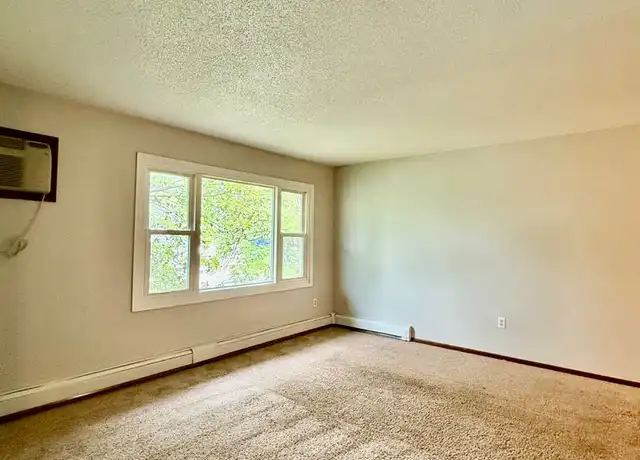 Property at 1014 5th St SE Unit 201, Valley City, ND, 58072, 2 beds, 1 bath, [object Object]