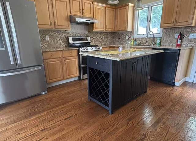 Photo of 36 Nicholas Ave, Greenwich, CT 06831