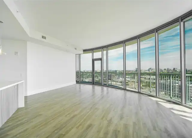 Property at 3333 Lake St Unit 22J, Houston, TX, 77098, 2 beds, 2 baths, [object Object]