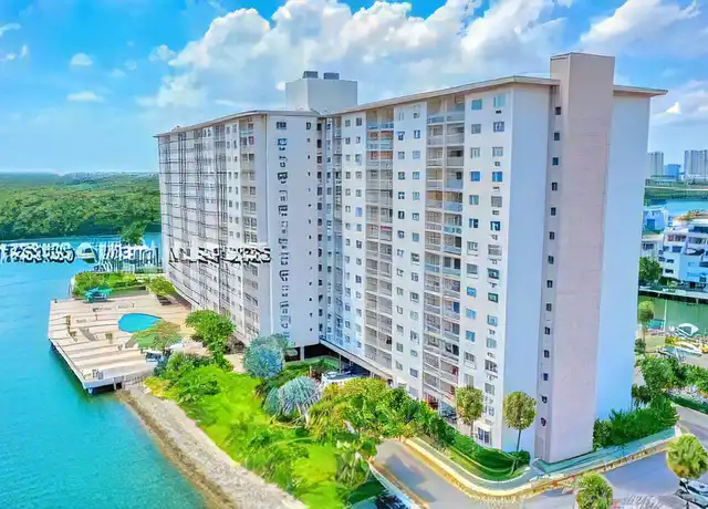 Property at 400 Kings Point Dr #106, Sunny Isles Beach, FL, 33160, 1 bed, 1 bath, [object Object]