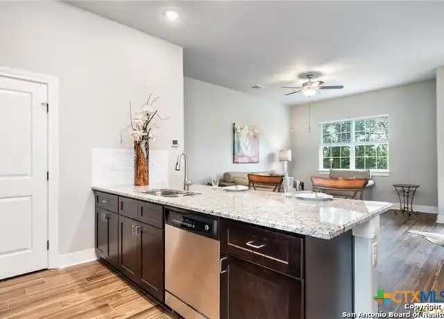 Property at 3067 View Ridge Dr Unit 4, Spring Branch, TX, 78070, 2 beds, 2.5 baths, [object Object]