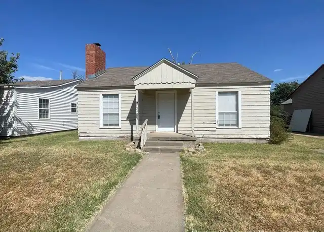 Property at 911 S Virginia St, Amarillo, TX, 79106, 2 beds, 1 bath, [object Object]