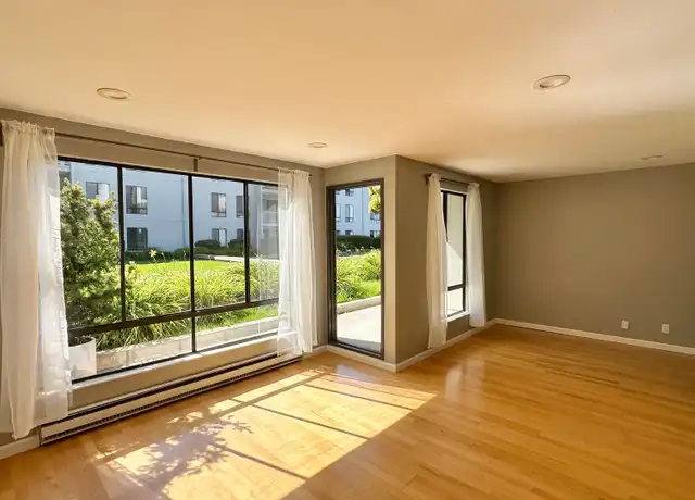 Property at 6 Commodore Dr Unit C231, Emeryville, CA, 94608, 0 beds, 1 bath, [object Object]