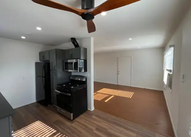 Property at 7003 Fulton Ave Unit 6, North Hollywood, CA, 91605, 2 beds, 1 bath, [object Object]