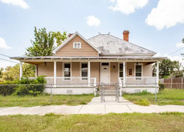 Property at 626 Howe St, Waycross, GA, 31501, 3 beds, 2 baths, [object Object]