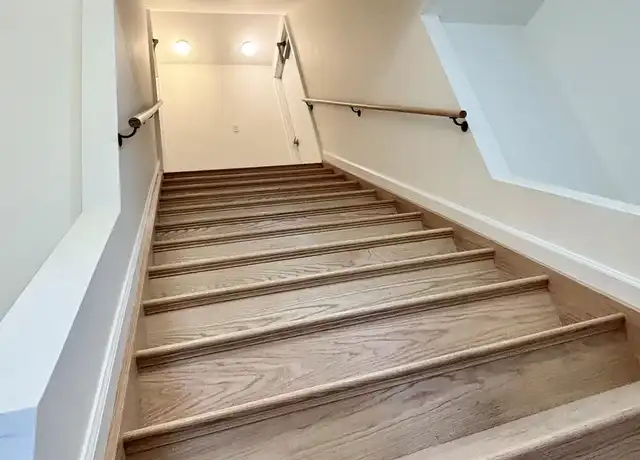 Property at 30 Davis St Unit 2, Beacon, NY, 12508, 1 bed, 1 bath, [object Object]