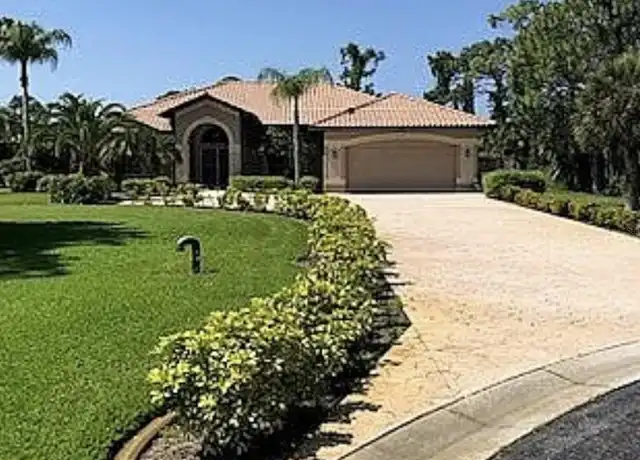 Property at 920 Park Place Dr, Englewood, FL, 34223, 3 beds, 2.5 baths, [object Object]
