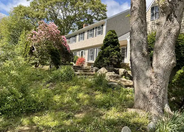 Property at 25 Crest Ave, Narragansett, RI, 02882, 4 beds, 4.5 baths, [object Object]