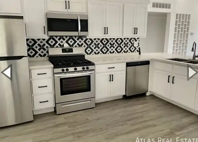 Property at 1108 W Monterosa St, Phoenix, AZ, 85013, 2 beds, 1.5 baths, [object Object]