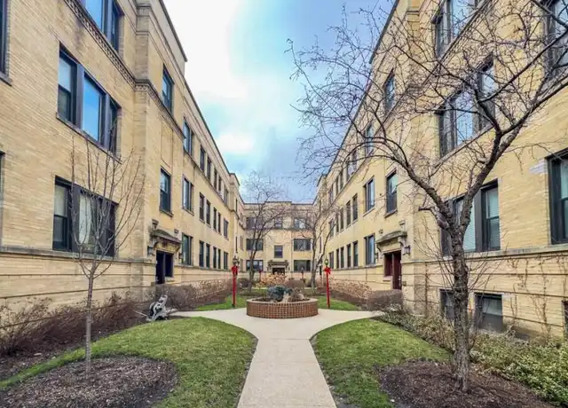 Property at 3526 N Broadway, Chicago, IL, 60657, 1 bed, 1 bath, [object Object]