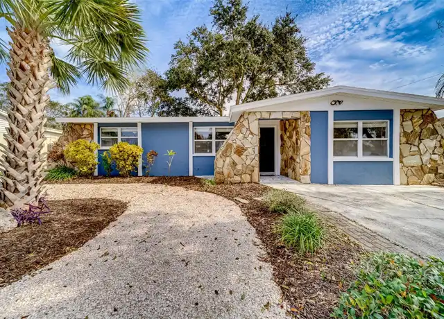 Property at 11615 Leisure Ln E, Largo, FL, 33773, 3 beds, 2 baths, [object Object]