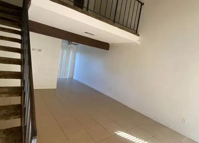 Property at 944 Greenfield Ave, Hanford, CA, 93230, 1 bed, 1 bath, [object Object]