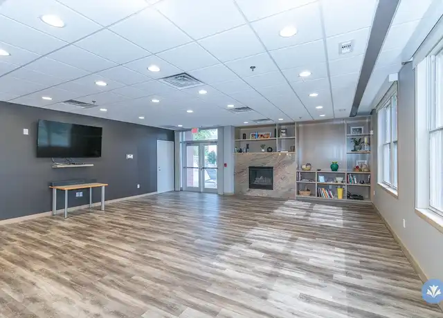 Property at Chateau at Holmes Lake - 3100 S 72nd St, Lincoln, NE, 68506, 2-3 beds, 2-2.5 baths, [object Object]