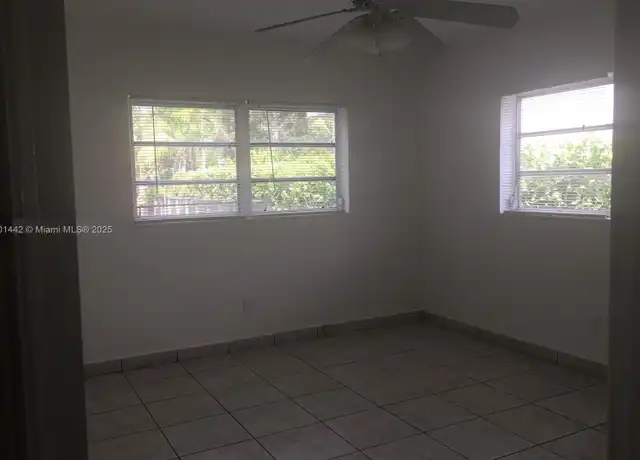 Property at 4851 University Dr #4851, Miami, FL, 33146, 4 beds, 2 baths, [object Object]
