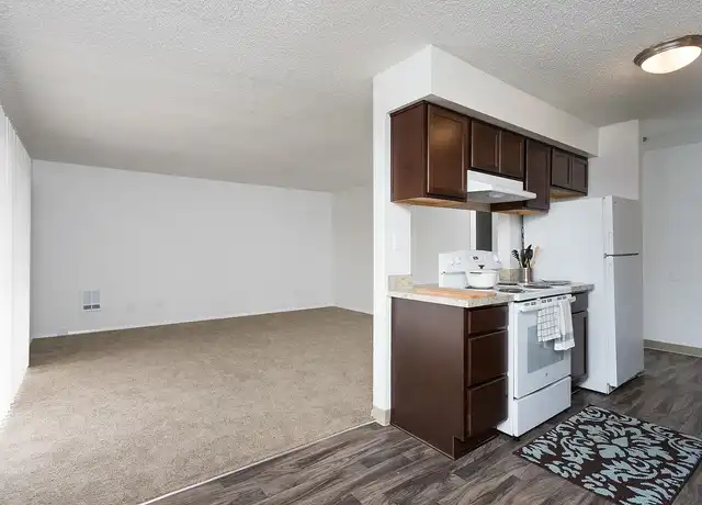 Property at Greenbriar Village - 5132 SW Slavin Rd, Portland, OR, 97239, 1-3 bed, 1-1.5 bath, [object Object]