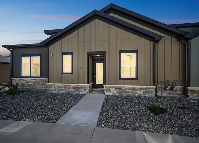 Photo of 353 Edge View Cir, Castle Pines, CO 80108