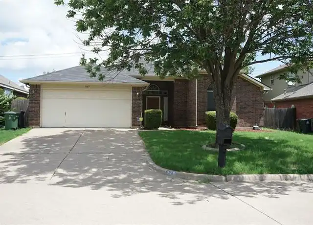 Property at 907 Winterwood Ct, Arlington, TX, 76017, 3 beds, 2 baths, [object Object]
