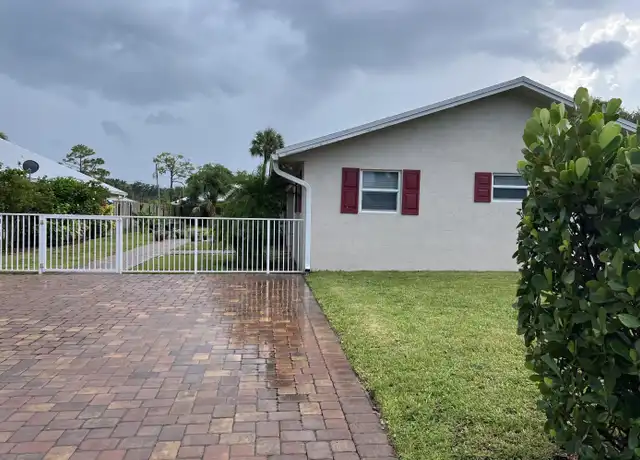 Property at 17741 Carver Ave, Jupiter, FL, 33458, 2 beds, 2.5 baths, [object Object]