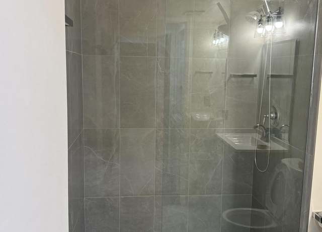Photo of 2900 Fairway Ave #401, La Crescenta, CA 91214