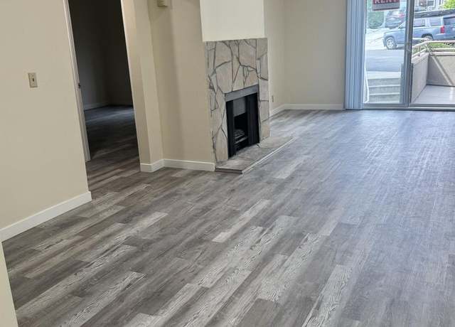 Photo of 2900 Fairway Ave #401, La Crescenta, CA 91214