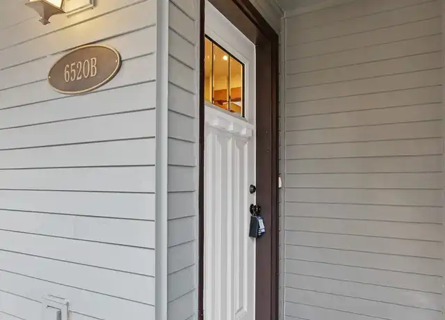 Property at 6520 34th Ave SW Unit B, Seattle, WA, 98126, 3 beds, 2.5 baths, [object Object]