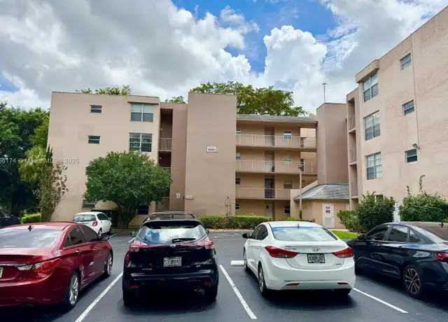 Property at 9495 Evergreen Pl #101, Davie, FL, 33324, 2 beds, 2 baths, [object Object]
