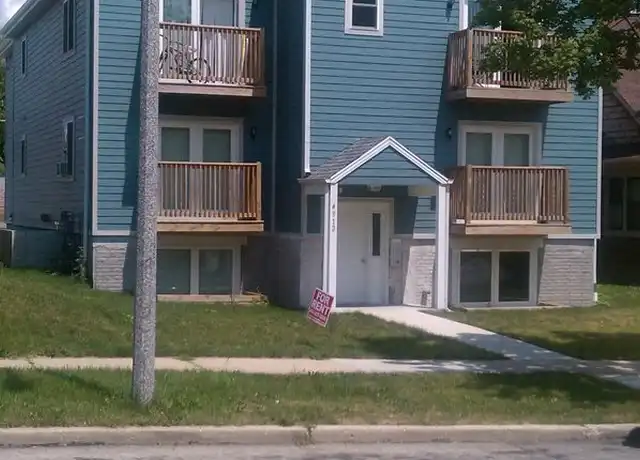 Property at 4912 W Oklahoma Ave Unit 2, Milwaukee, WI, 53219, 2 beds, 1 bath, [object Object]