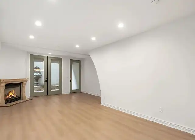 Property at 4301 Los Feliz Blvd, Los Angeles, CA, 90027, 2 beds, 2.5 baths, [object Object]