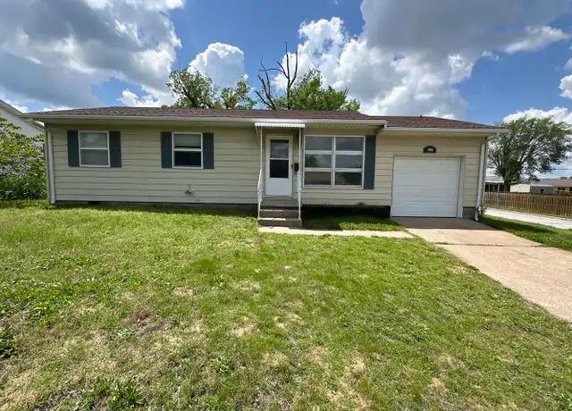 Property at 2804 Iowa Ave, Joplin, MO, 64804, 3 beds, 1 bath, [object Object]