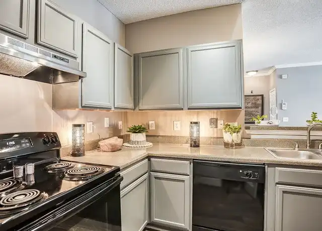 Property at Kenley Apartments - 10 Kenley Way, Birmingham, AL, 35242, 1-3 bed, 1-2.5 bath, [object Object]