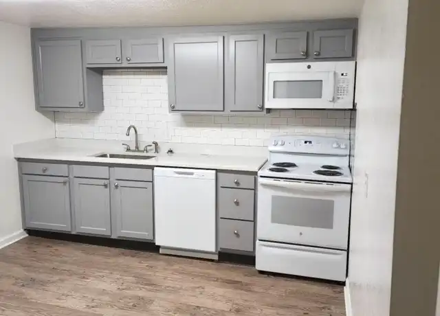 Property at 8101 W 9th Ave Unit 8171, Lakewood, CO, 80214, 3 beds, 1 bath, [object Object]